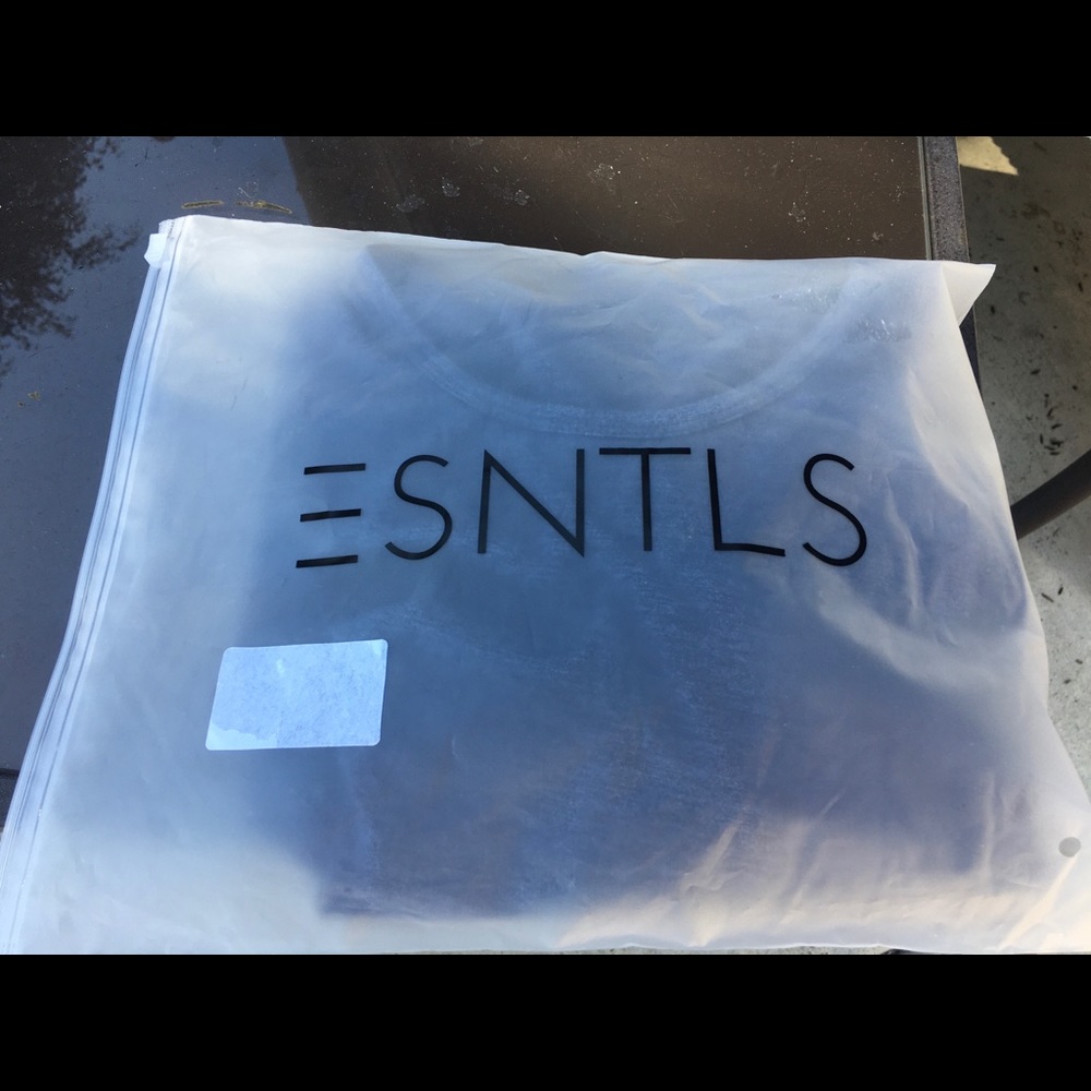 ESNTLS Staggered Long Sleeve (medium) Navy Blue